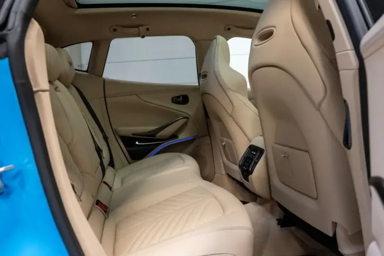 Aston Martin DBX din 2024 cu 9.200 km - oferta AST147554 - foto 20