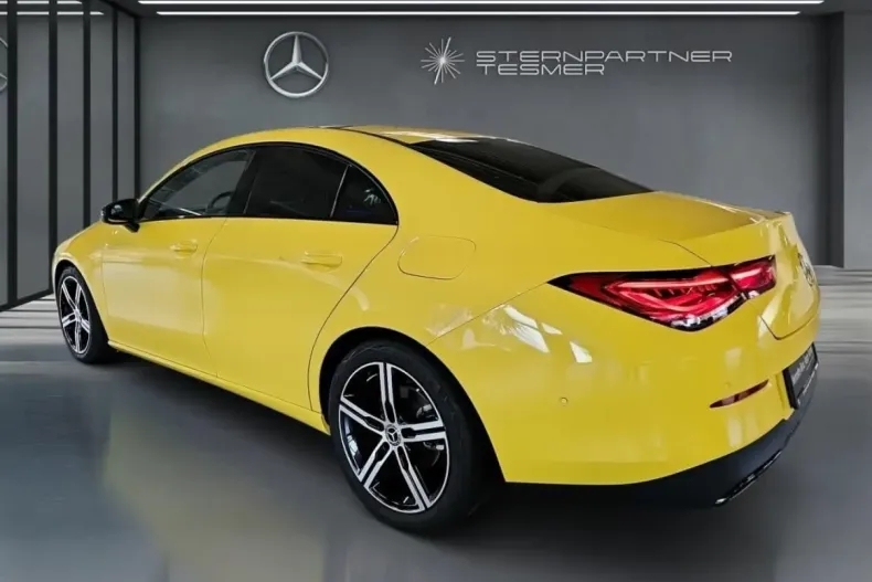 Mercedes-Benz CLA 200 din 2023 cu 35.785 km - oferta MER147555 - foto 8