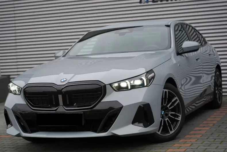 BMW 520 din 2025 cu 31.900 km - oferta BMW147566 - foto 1