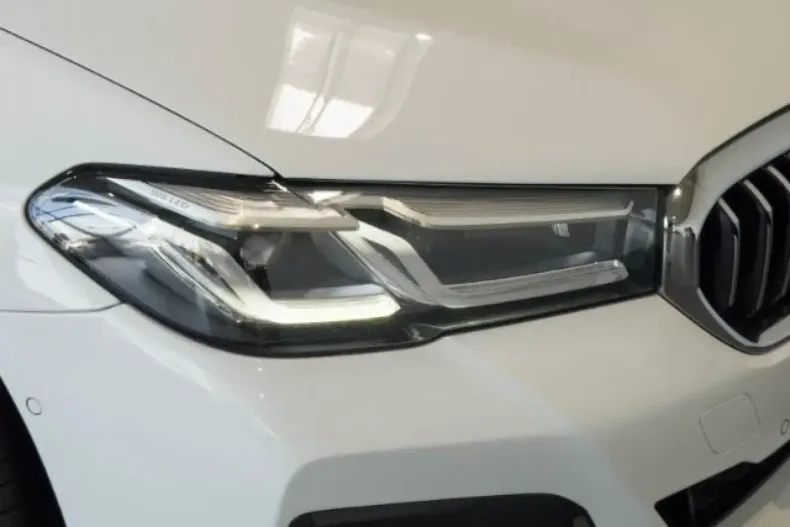 BMW 540 din 2022 cu 118.312 km - oferta BMW147567 - foto 6