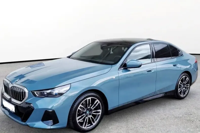 BMW 520 din 2024 cu 21.771 km - oferta BMW147568 - foto 1