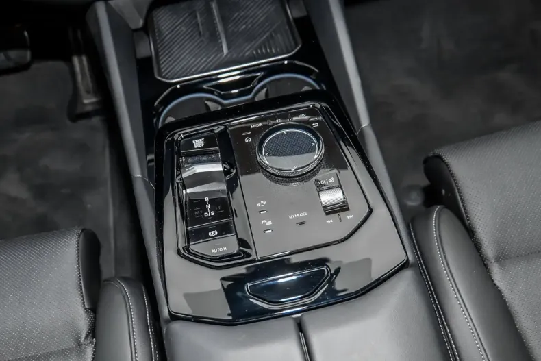 BMW 520 din 2024 cu 25.823 km - oferta BMW147569 - foto 11