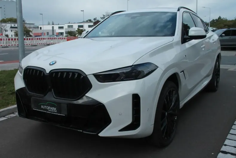 BMW X6 din 2024 cu 6.200 km - oferta BMW147570 - foto 1
