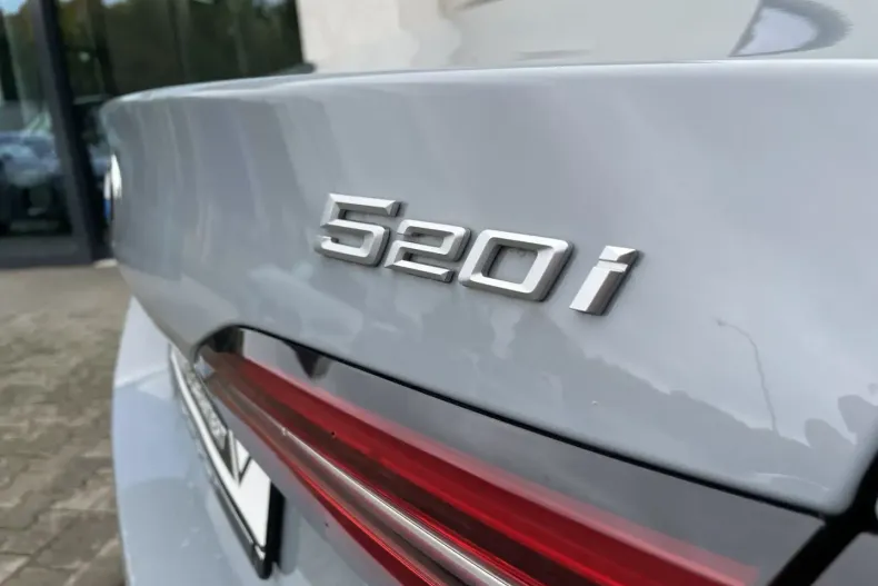 BMW 520 din 2024 cu 24.329 km - oferta BMW147572 - foto 4