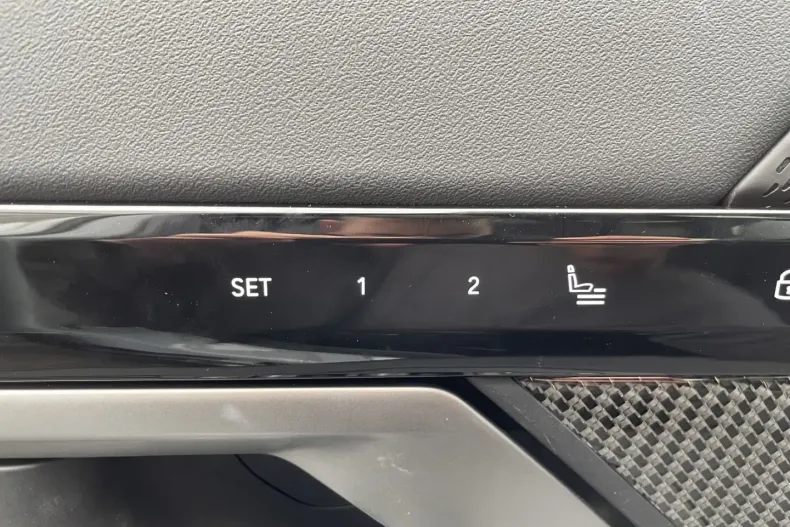 BMW 520 din 2024 cu 24.329 km - oferta BMW147572 - foto 12