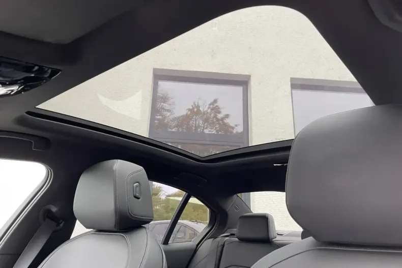 BMW 520 din 2024 cu 24.329 km - oferta BMW147572 - foto 16