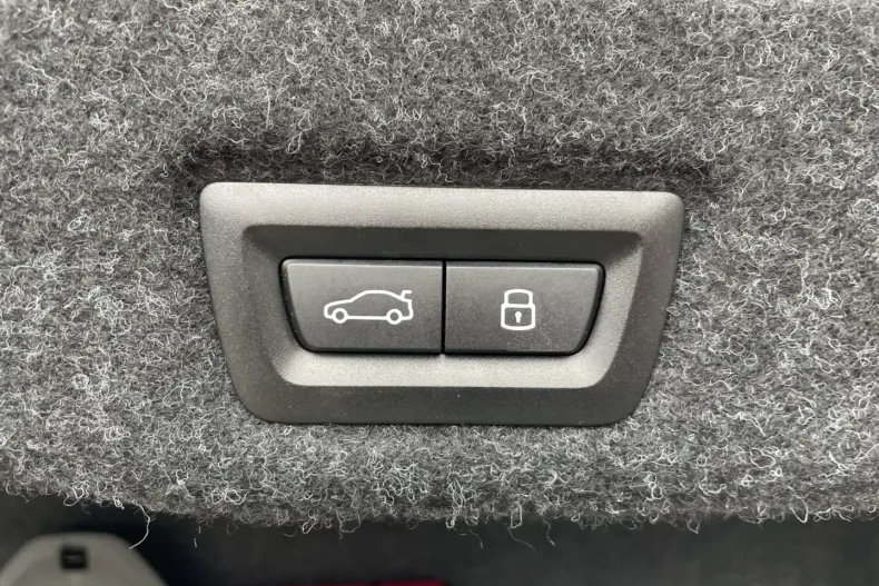 BMW 520 din 2024 cu 24.329 km - oferta BMW147572 - foto 32