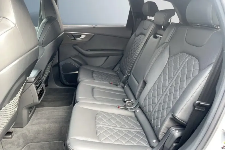 Audi Q7 din 2024 cu 29.700 km - oferta AUD147574 - foto 13