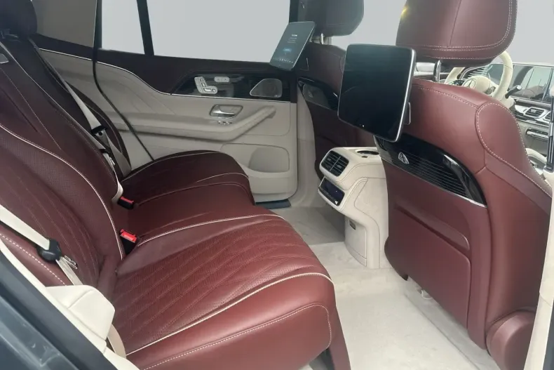 Mercedes-Benz GLS 600 din 2025 cu 14.500 km - oferta MER147577 - foto 11