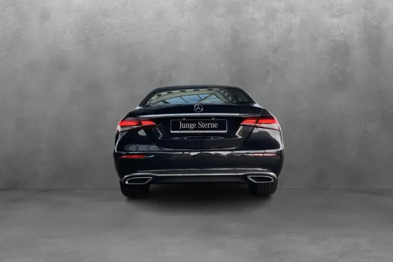 Mercedes-Benz E 400 din 2022 cu 73.600 km - oferta MER147578 - foto 6