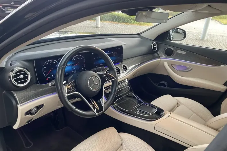 Mercedes-Benz E 400 din 2022 cu 73.600 km - oferta MER147578 - foto 10