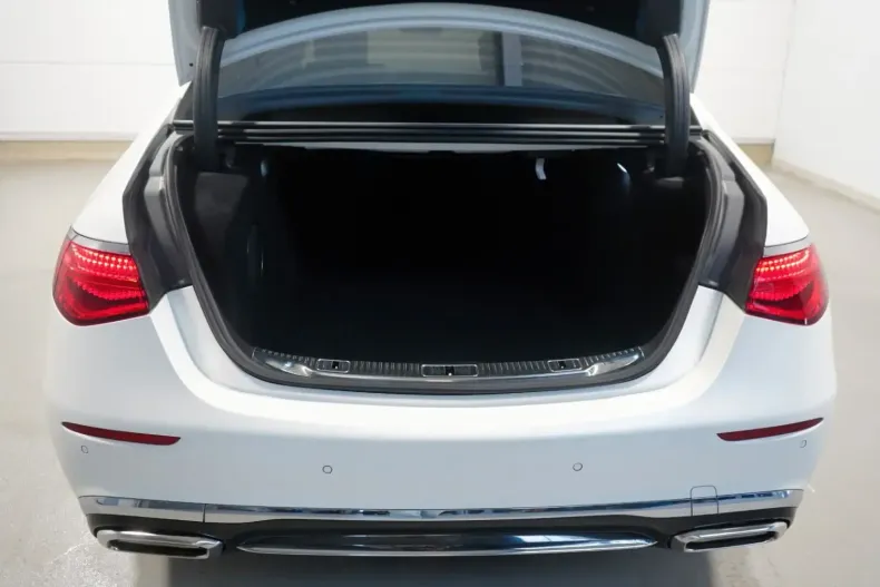 Mercedes-Benz S 580 din 2023 cu 40.049 km - oferta MER147598 - foto 8