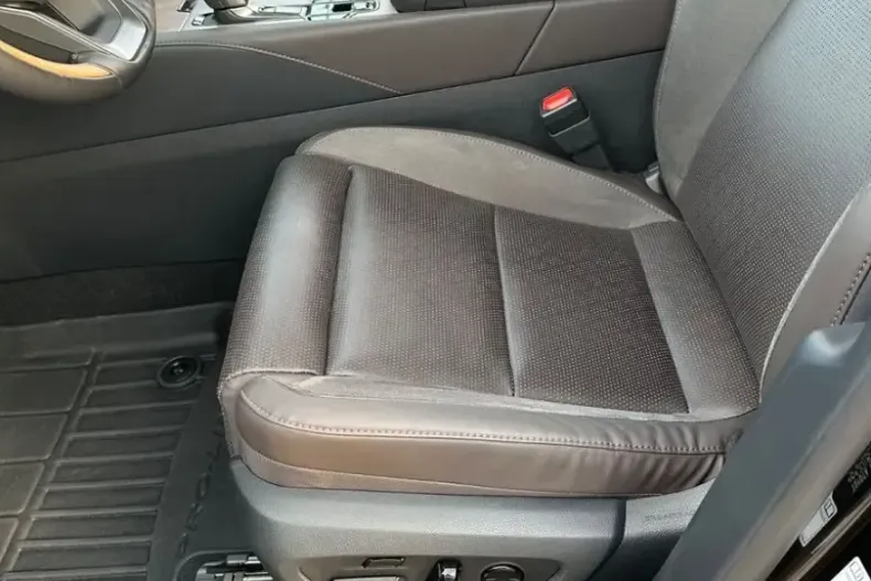 Lexus RX 450 din 2024 cu 19.900 km - oferta LEX147624 - foto 12