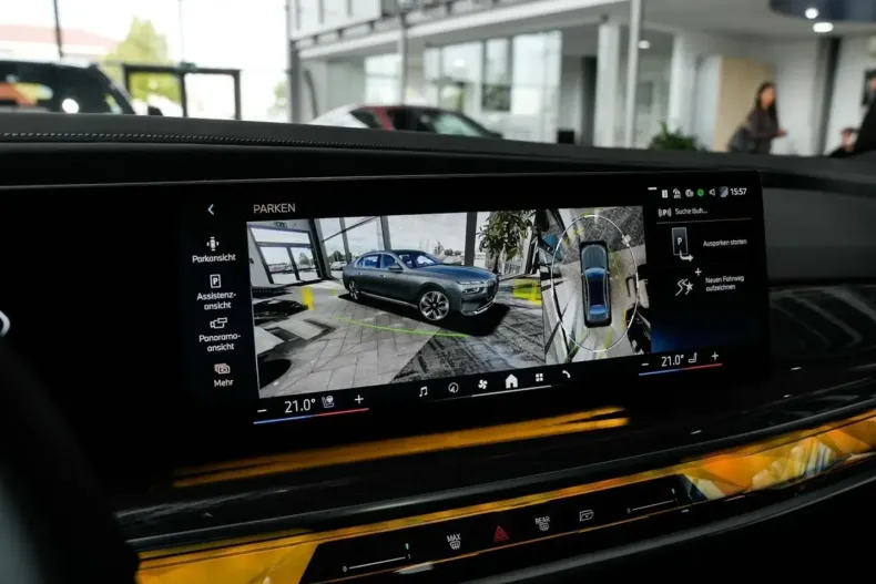 BMW 740 din 2024 cu 17.800 km - oferta BMW147627 - foto 24