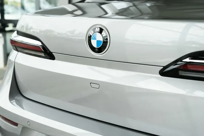 BMW 740 din 2024 cu 17.800 km - oferta BMW147627 - foto 33