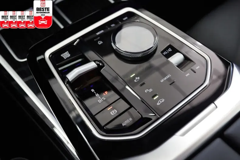 BMW 740 din 2024 cu 19.780 km - oferta BMW147628 - foto 28