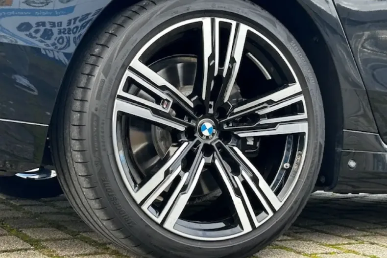 BMW 740 din 2024 cu 12.359 km - oferta BMW147629 - foto 7