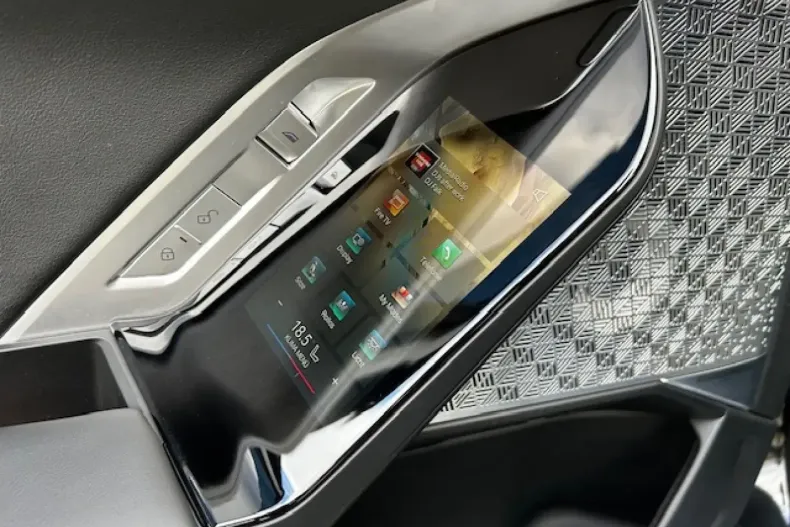 BMW 740 din 2024 cu 12.359 km - oferta BMW147629 - foto 16