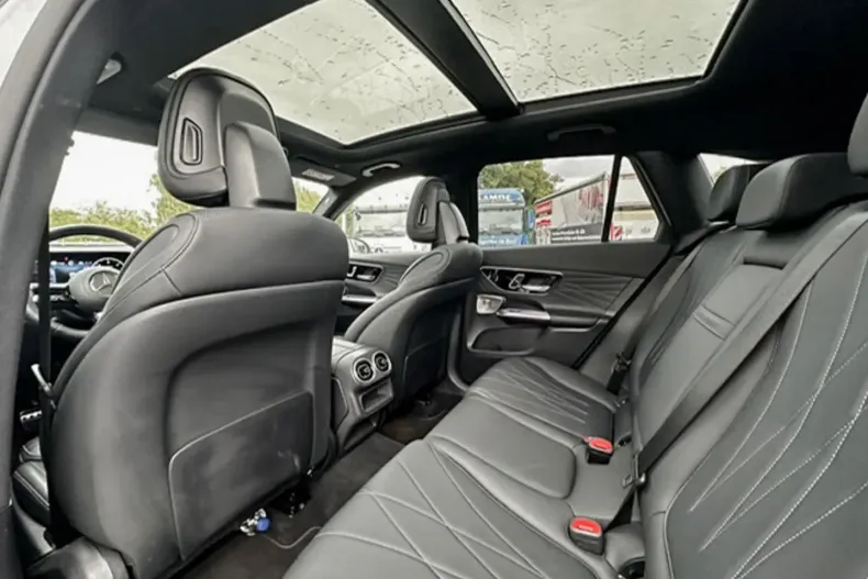 Mercedes-Benz GLC 220 din 2024 cu 19.609 km - oferta MER147630 - foto 7