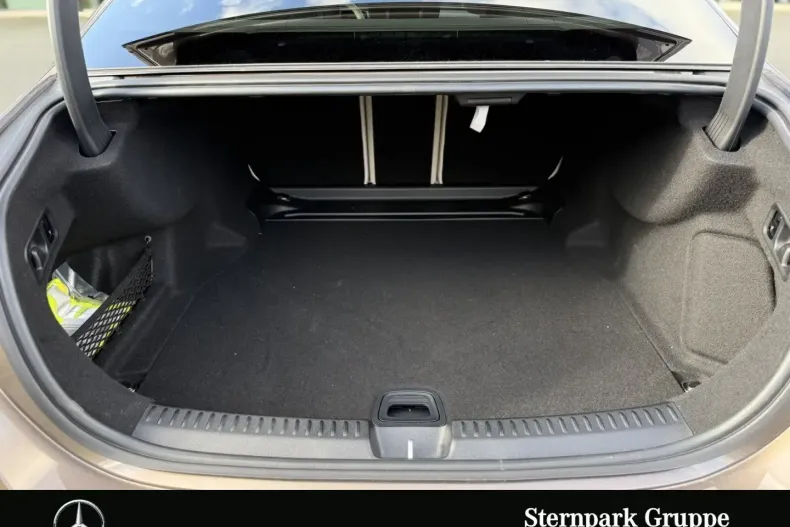 Mercedes-Benz E 450 din 2024 cu 2.365 km - oferta MER147675 - foto 20