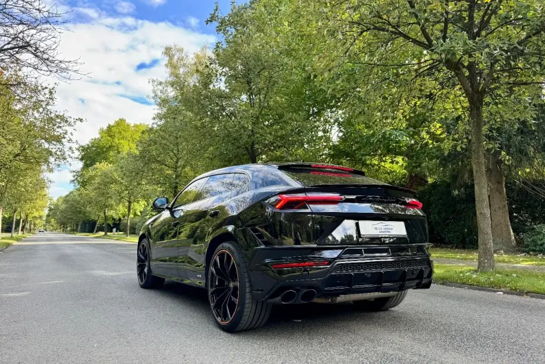 Lamborghini Urus din 2025 cu 12.777 km - oferta LAM147680 - foto 2