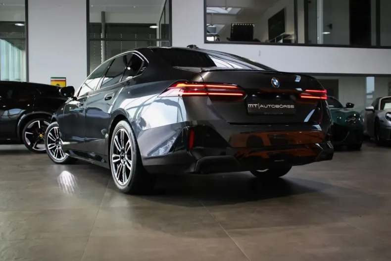 BMW 520 din 2024 cu 28.500 km - oferta BMW147684 - foto 6