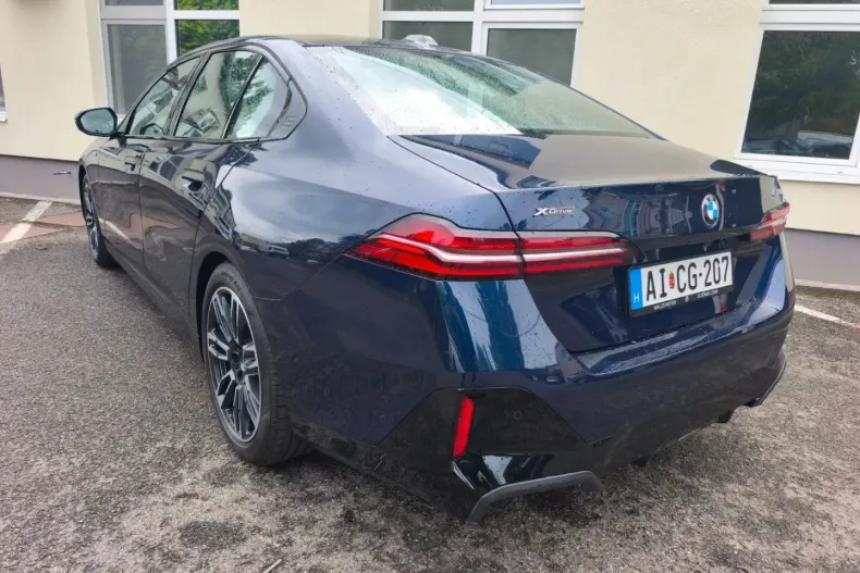 BMW 520 din 2024 cu 24.500 km - oferta BMW147686 - foto 3