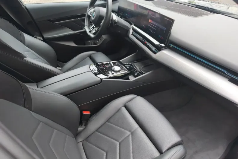 BMW 520 din 2024 cu 24.500 km - oferta BMW147686 - foto 6