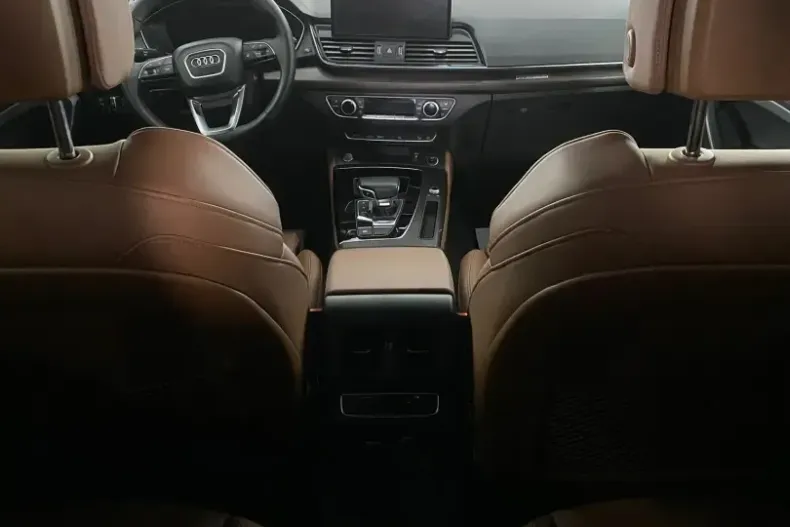 Audi Q5 din 2022 cu 69.999 km - oferta AUD147687 - foto 10