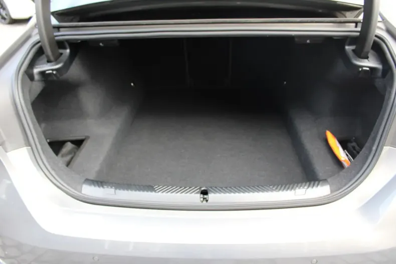 BMW 520 din 2024 cu 31.900 km - oferta BMW147689 - foto 19