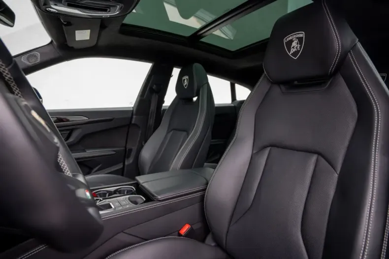 Lamborghini Urus din 2023 cu 55.605 km - oferta LAM147692 - foto 14