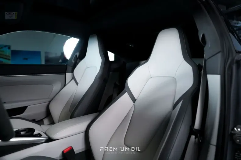 Porsche 911 din 2024 cu 1.700 km - oferta POR147696 - foto 14