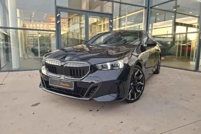 BMW 520 din 2025 cu 600 km - oferta BMW147697 - foto 1