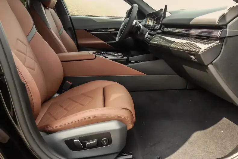 BMW 520 din 2025 cu 600 km - oferta BMW147697 - foto 16