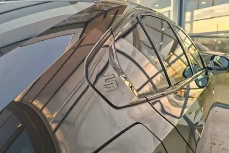 BMW 520 din 2025 cu 600 km - oferta BMW147697 - foto 17