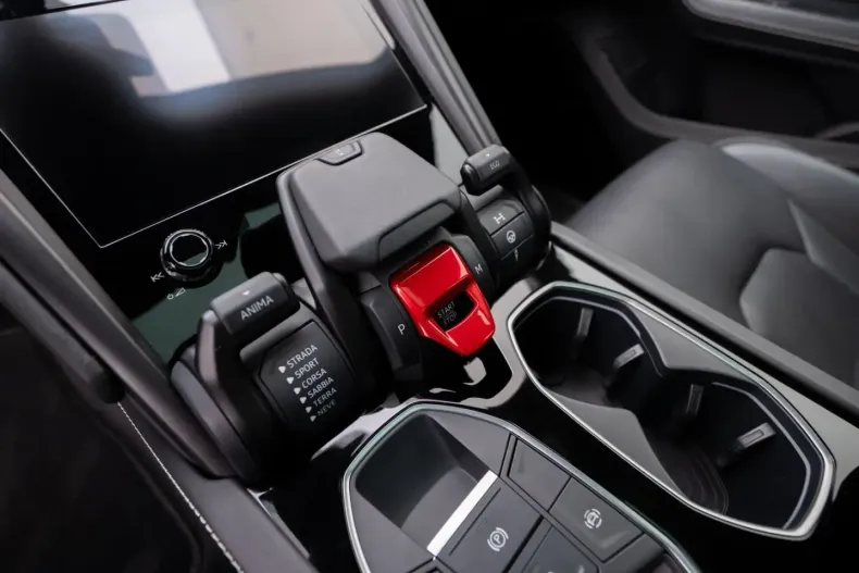 Lamborghini Urus din 2023 cu 55.605 km - oferta LAM147700 - foto 16