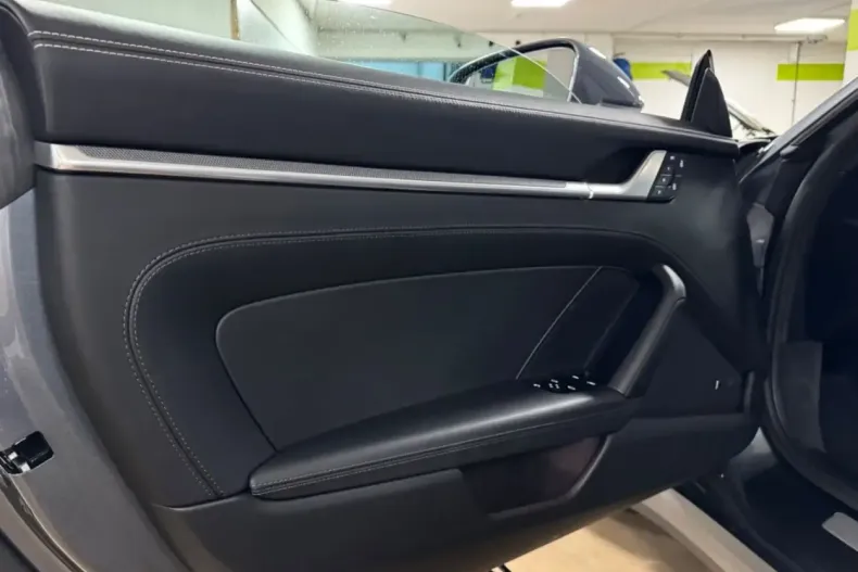 Porsche 992 din 2024 cu 9.800 km - oferta POR147701 - foto 16