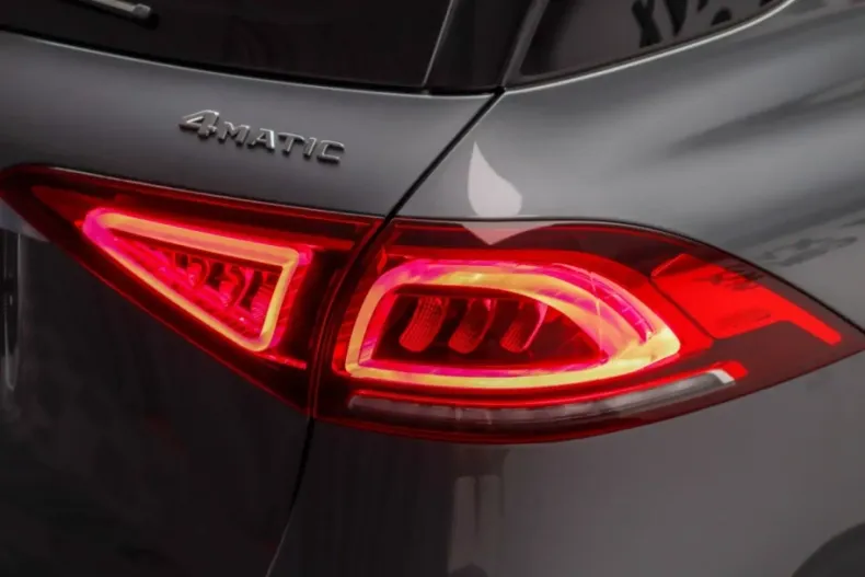 Mercedes-Benz GLE 350 din 2021 cu 125.061 km - oferta MER147702 - foto 31