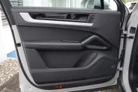 Porsche Cayenne din 2024 cu 24.500 km - oferta POR147703 - foto 41