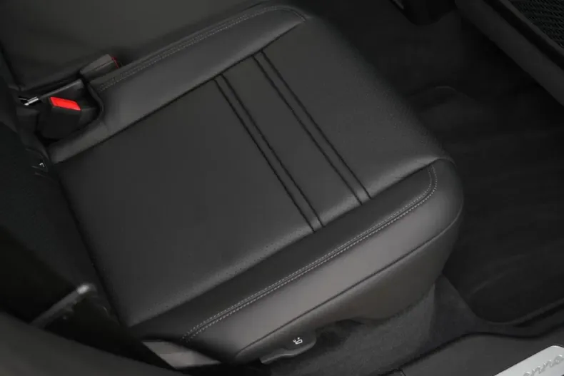 Porsche Cayenne din 2024 cu 24.500 km - oferta POR147703 - foto 43