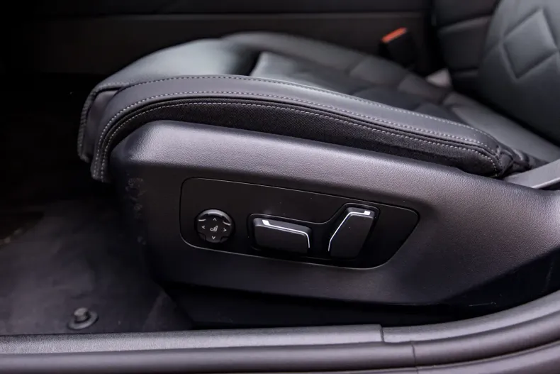 BMW 520 din 2024 cu 23.500 km - oferta BMW147704 - foto 19