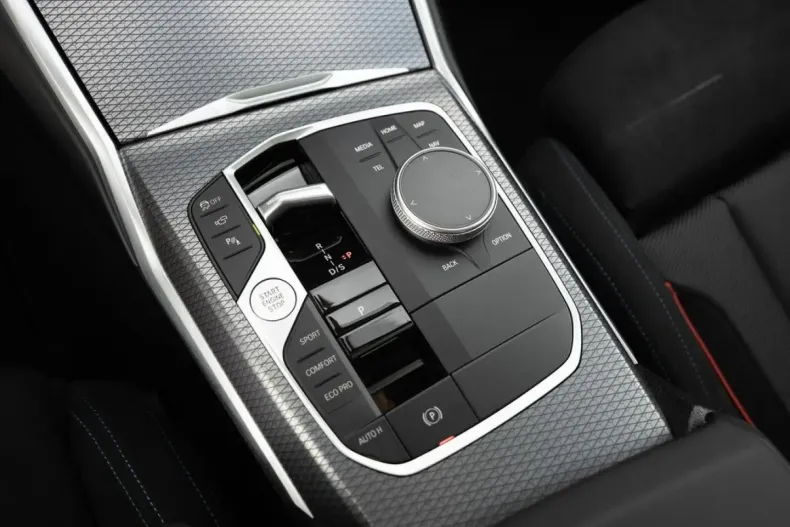 BMW 320 din 2025 cu 15.072 km - oferta BMW147709 - foto 15