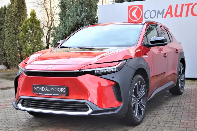 Toyota bZ4X din 2023 cu 14.000 km - oferta TOY147713 - foto 3