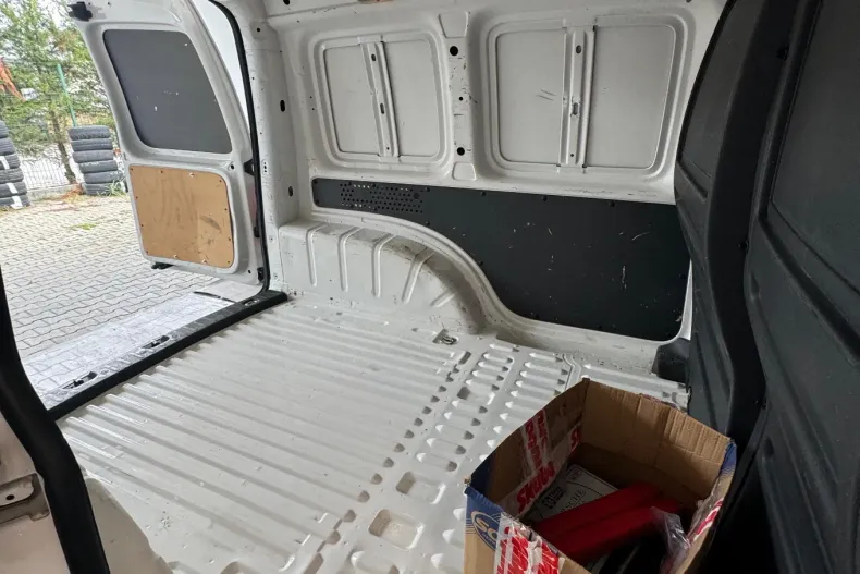 Volkswagen Caddy din 2020 cu 157.000 km - oferta VOL147723 - foto 17