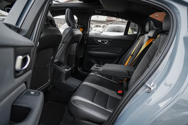 Volvo S60 din 2022 cu 165.050 km - oferta VOL147727 - foto 13