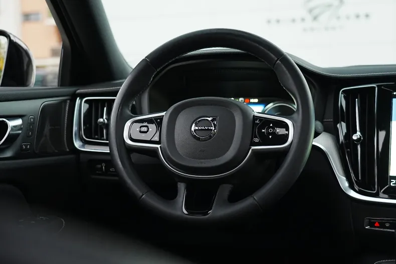 Volvo S60 din 2022 cu 165.050 km - oferta VOL147727 - foto 30