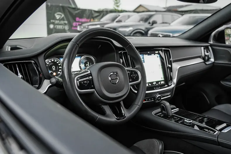 Volvo S60 din 2022 cu 165.050 km - oferta VOL147727 - foto 31