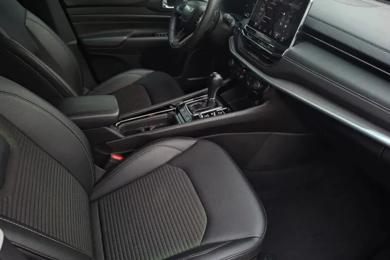 Jeep Compass din 2022 cu 97.747 km - oferta JEE147734 - foto 11