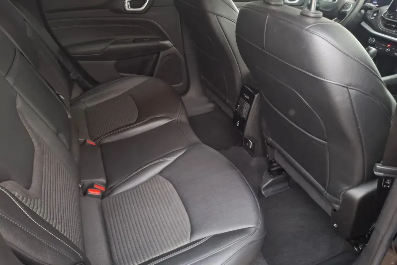 Jeep Compass din 2022 cu 97.747 km - oferta JEE147734 - foto 12