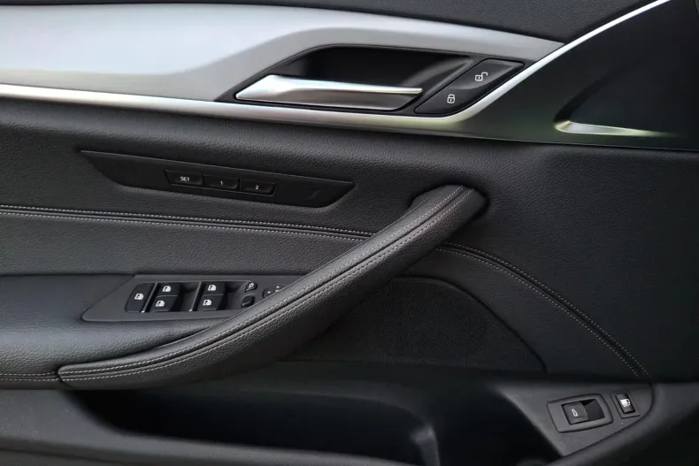 BMW Seria 5 din 2021 cu 120.812 km - oferta BMW147742 - foto 28